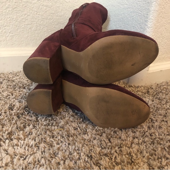 Very G Maroon Suede Heeled Boots Size 7 - Picture 9 of 10